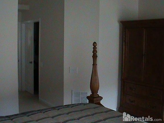 5th image of 7802 Outerbridge St