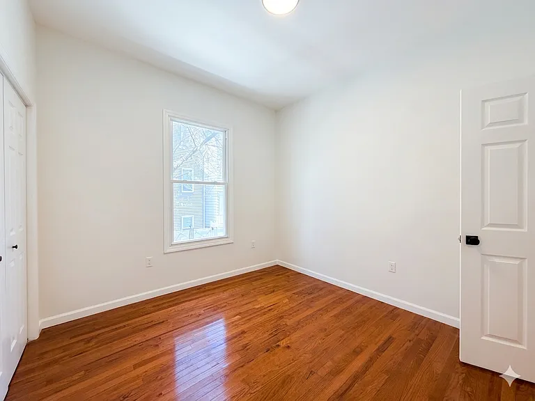 10 Clendenny Ave #1 — Photo 6