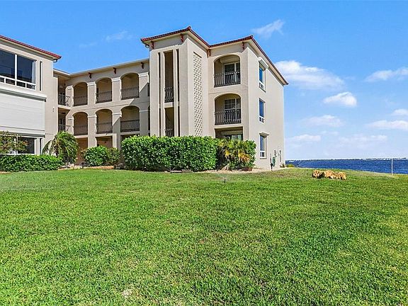 2nd image of 1 Colony Point Dr APT A7