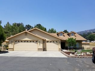 29921 Rollingoak Dr, Tehachapi, CA 93561