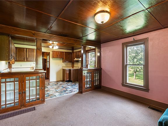 3rd image of 7588 River Rd