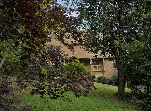 5th image of 203 La Bellevue St