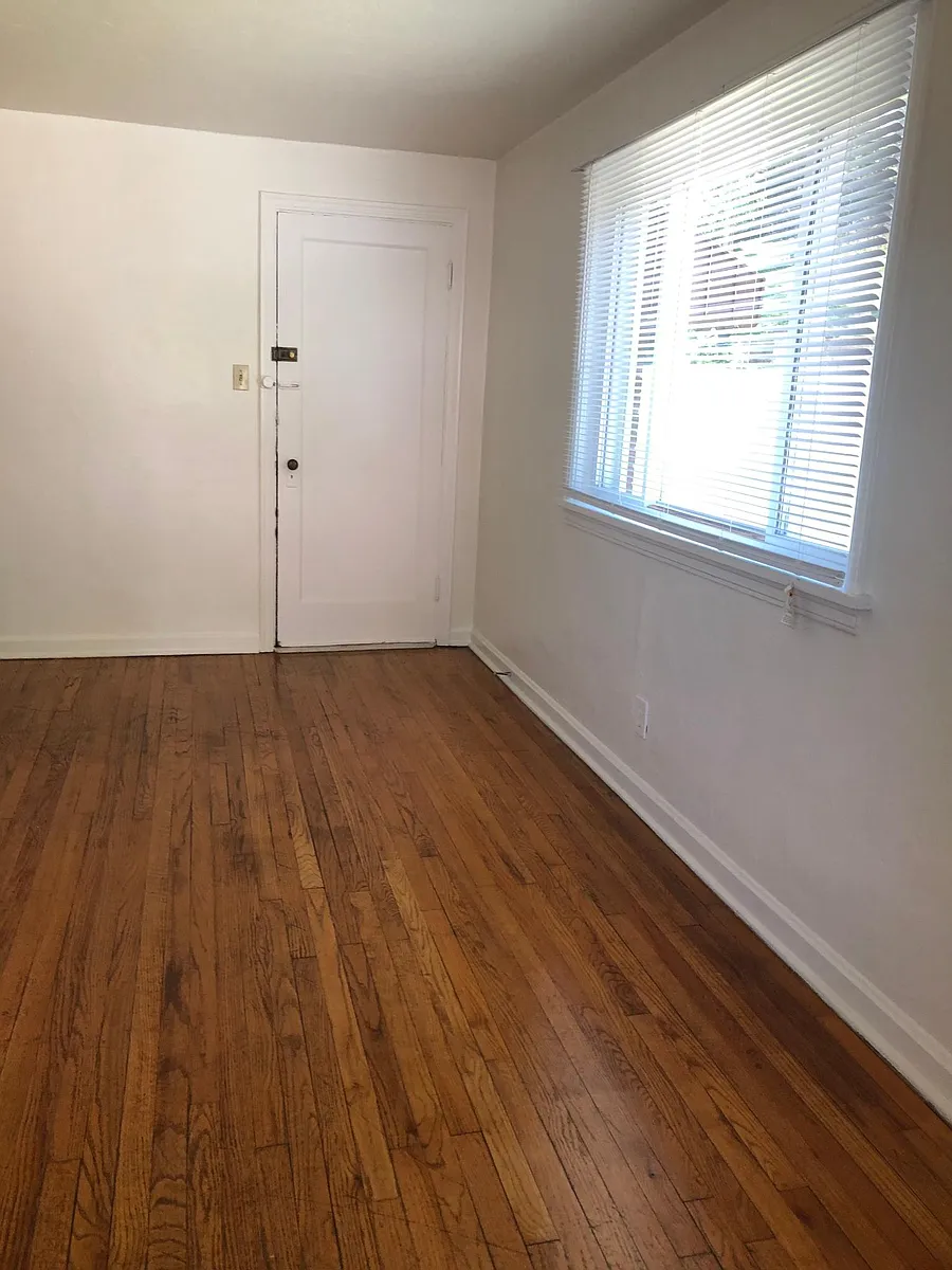 Building Photo - 321 Aidyl Ave #1