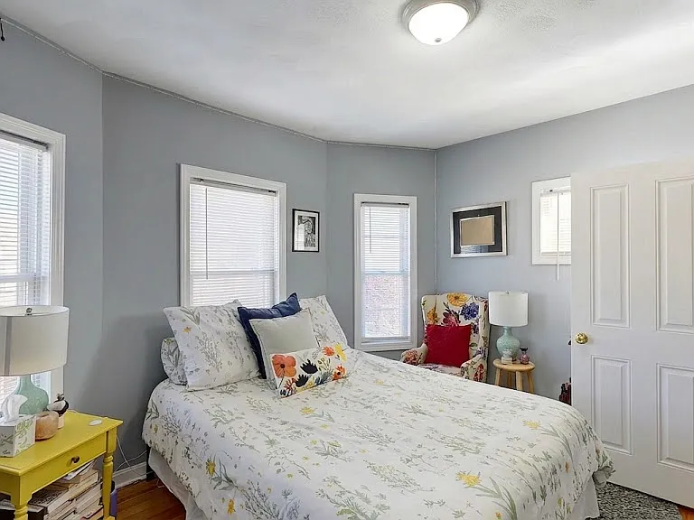 50 Derby St #3R — Photo 9