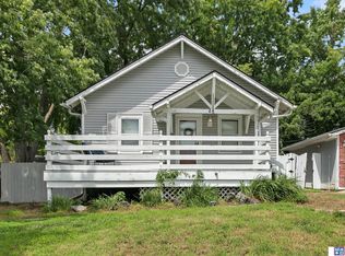 6012 Francis St, Lincoln, NE 68505