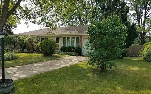 2nd image of 125 Forest Park Ln