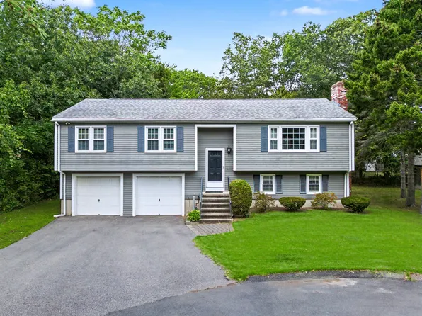 23 Evergreen Way, Dedham, MA 02026