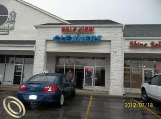 38157 Utica Rd, Sterling Heights, MI 48312