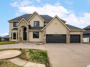 7811 N 161st St, Bennington, NE 68007