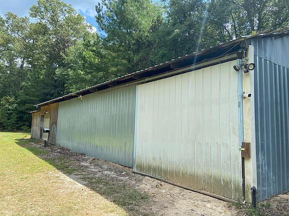 4th image of 5212 Wagener Rd
