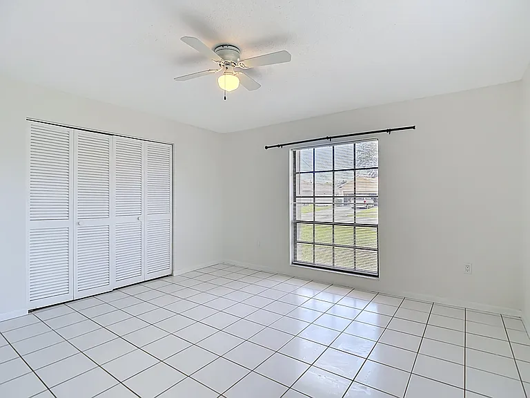 3255 Amherst Ave — Photo 27