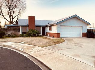 4041 W Sunnyside Ct, Visalia, CA 93277