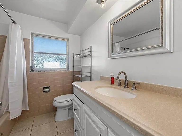 1211 SE 34th St — Photo 20