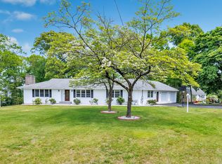 28 Rocky Hill Ter, Trumbull, CT 06611