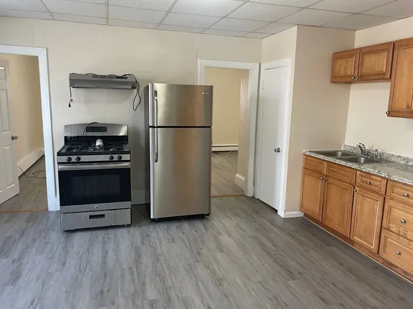 242 Burnside Ave #246, Woonsocket, RI 02895