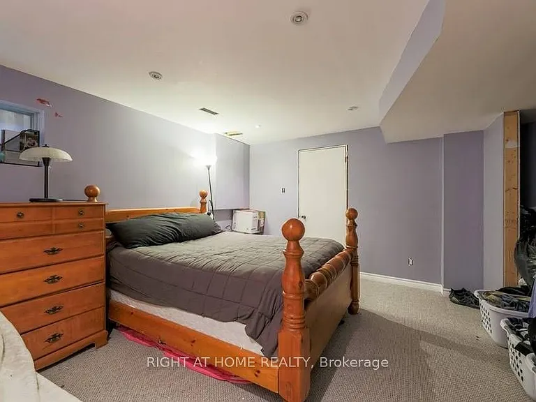 58 Park St — Photo 18
