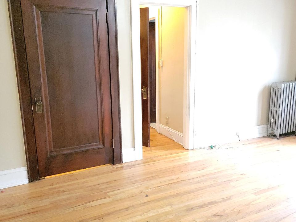 1st image of 2000 Mars Ave APT 6