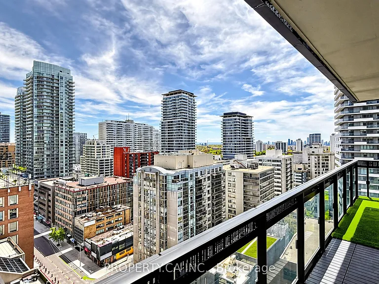 8 Eglinton Ave E #1411 — Photo 14