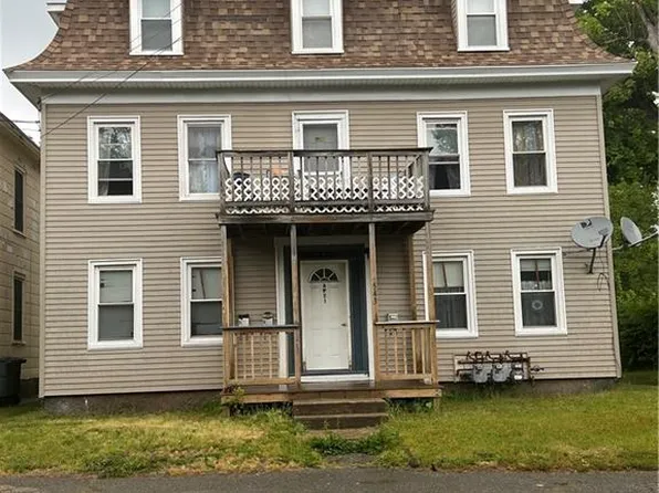 543 Washington St, Coventry, RI 02816