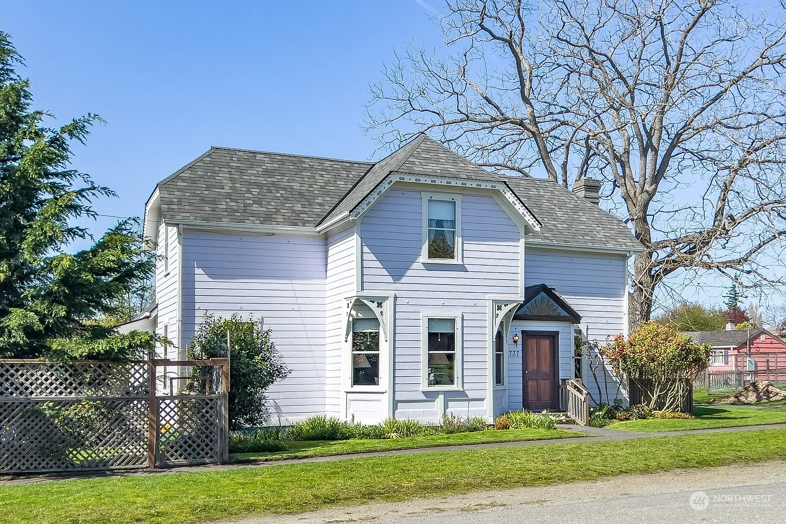737 Van Buren Street photo 1