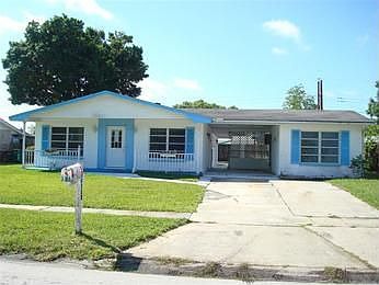 1st image of 2133 Lakeview Dr