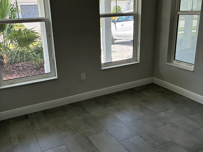 8000 Sandstar Way — Photo 5