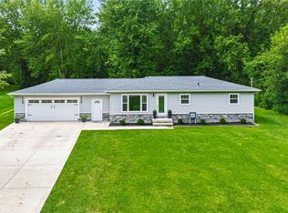 3445 Addison Rd, Geneva, OH 44041
