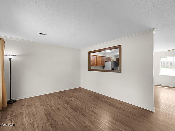 4th image of 508 Hopper Barker Rd