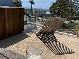 1126 19th St, Hermosa Beach, CA 90254