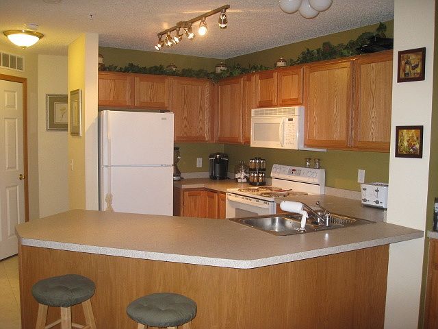 2nd image of 13674 Corcoran Ave