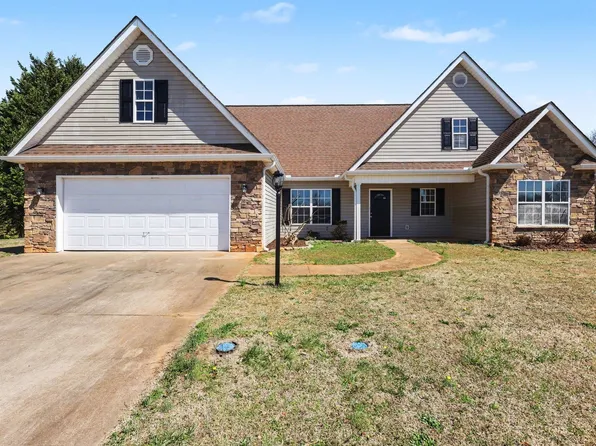 1 Long Pond Ct, Greer, SC 29651