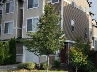 329 127th St SE #B, Everett, WA 98208