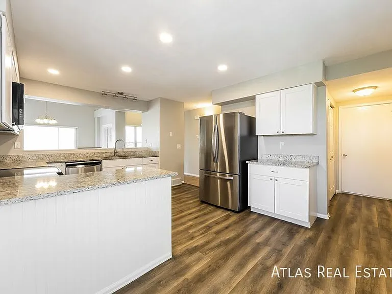 3545 Cranswood Way — Photo 5