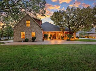 101 Olives Br, Shady Shores, TX 76208