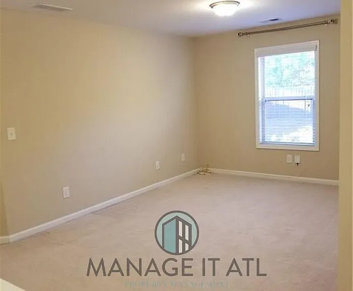 3673 Fallen Oak Dr — Photo 17