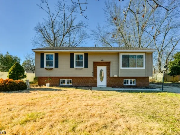 1659 Holly Pkwy, Monroe Twp., NJ 08094