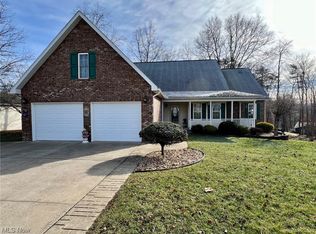 12 Ambritt Dr, Washington, WV 26181