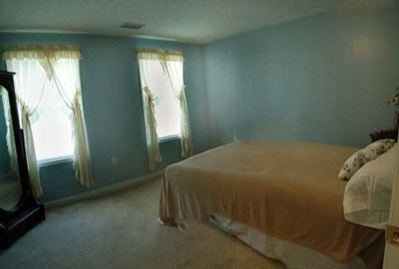 5th image of 108 Brittany Ln