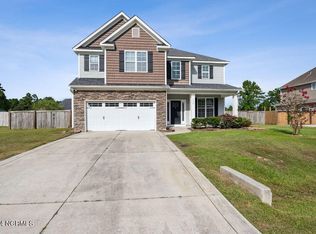 118 Peytons Ridge Dr, Hubert, NC 28539
