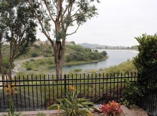 994 S Rim Crest Dr, Anaheim, CA 92807