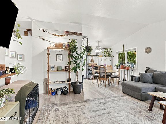 5th image of 3481 Harrier Cir