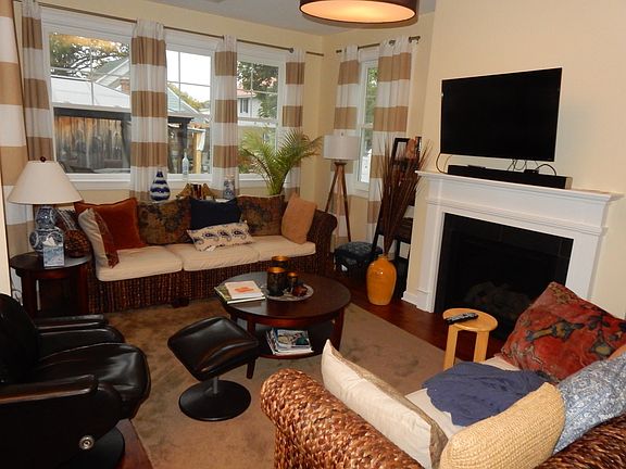 4th image of 14 Bensonhurst Ave