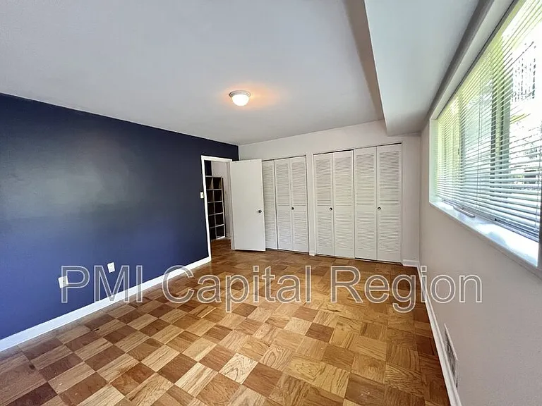 10620 Weymouth St #103 — Photo 3
