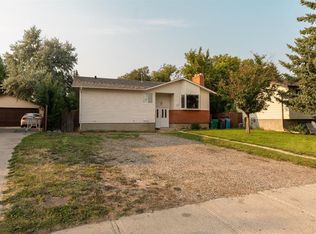 11 Rutgers Cres SE, Lethbridge, AB T1K 4S8