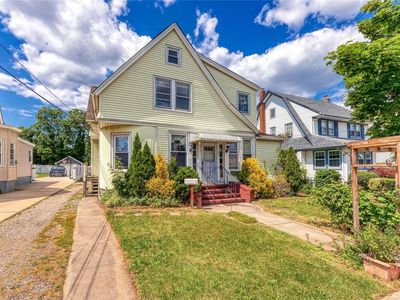 29 Harrison Avenue, Lynbrook, NY, 11563
