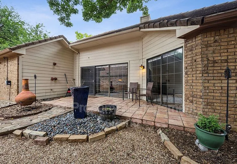 2739 Sedgeway Ln — Photo 23