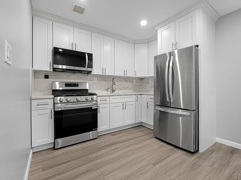 1425 Prospect Pl #2 — Photo 11