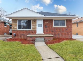 17655 Veronica Ave, Eastpointe, MI 48021