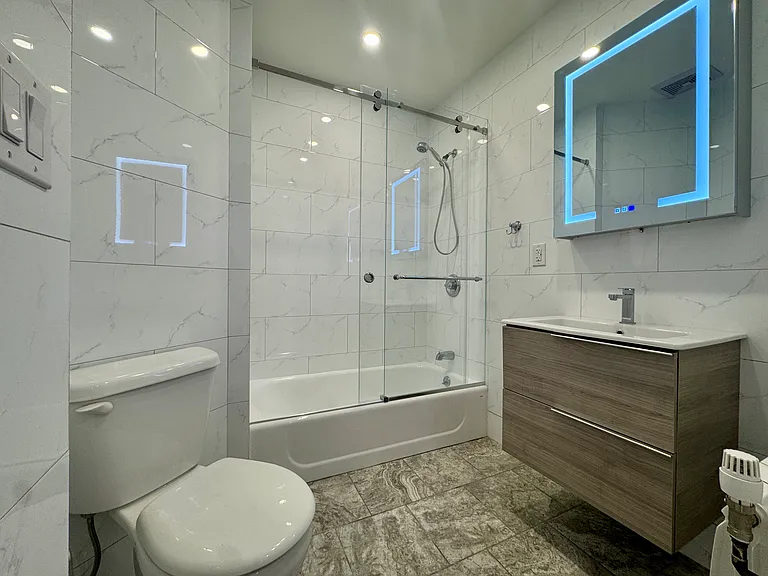 689 Leonard St #3F — Photo 15