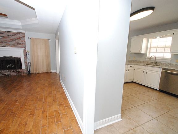 4th image of 207 Gaynell Dr